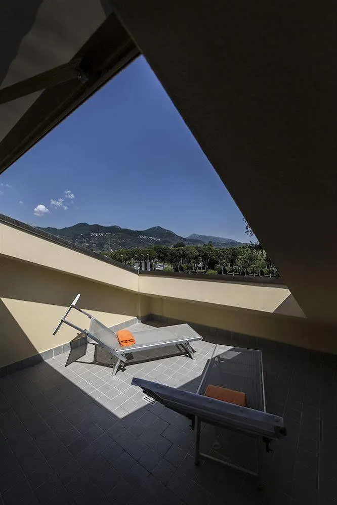 Versilia Holidays Hotel Forte dei Marmi 0*,